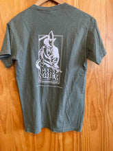 Load image into Gallery viewer, Size Small Men's Short Sleeve Shirt
