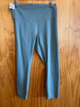 Load image into Gallery viewer, Size Unknown Lululemon Green Women's Leggings

