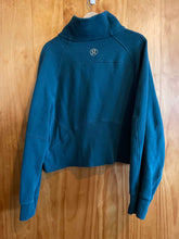 Load image into Gallery viewer, Size XL Lululemon Green Women's Sweater &amp; Sweatshirt

