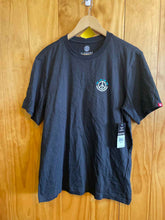 Load image into Gallery viewer, Size M Element Men's Short Sleeve Shirt
