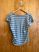 Load image into Gallery viewer, Size L Toad &amp; Co Mint Green Women&#39;s Short Sleeve Shirt
