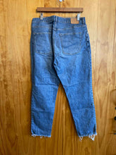 Load image into Gallery viewer, Size 32 Everlane Blue Women&#39;s Jeans
