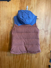 Load image into Gallery viewer, Size Medium Patagonia Brown Women&#39;s Vest
