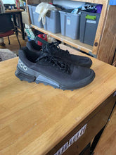 Load image into Gallery viewer, Shoe Size 41 Ecco Black Hiking Shoes
