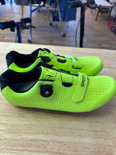 Load image into Gallery viewer, Speed Mens 46 Cycling Shoes
