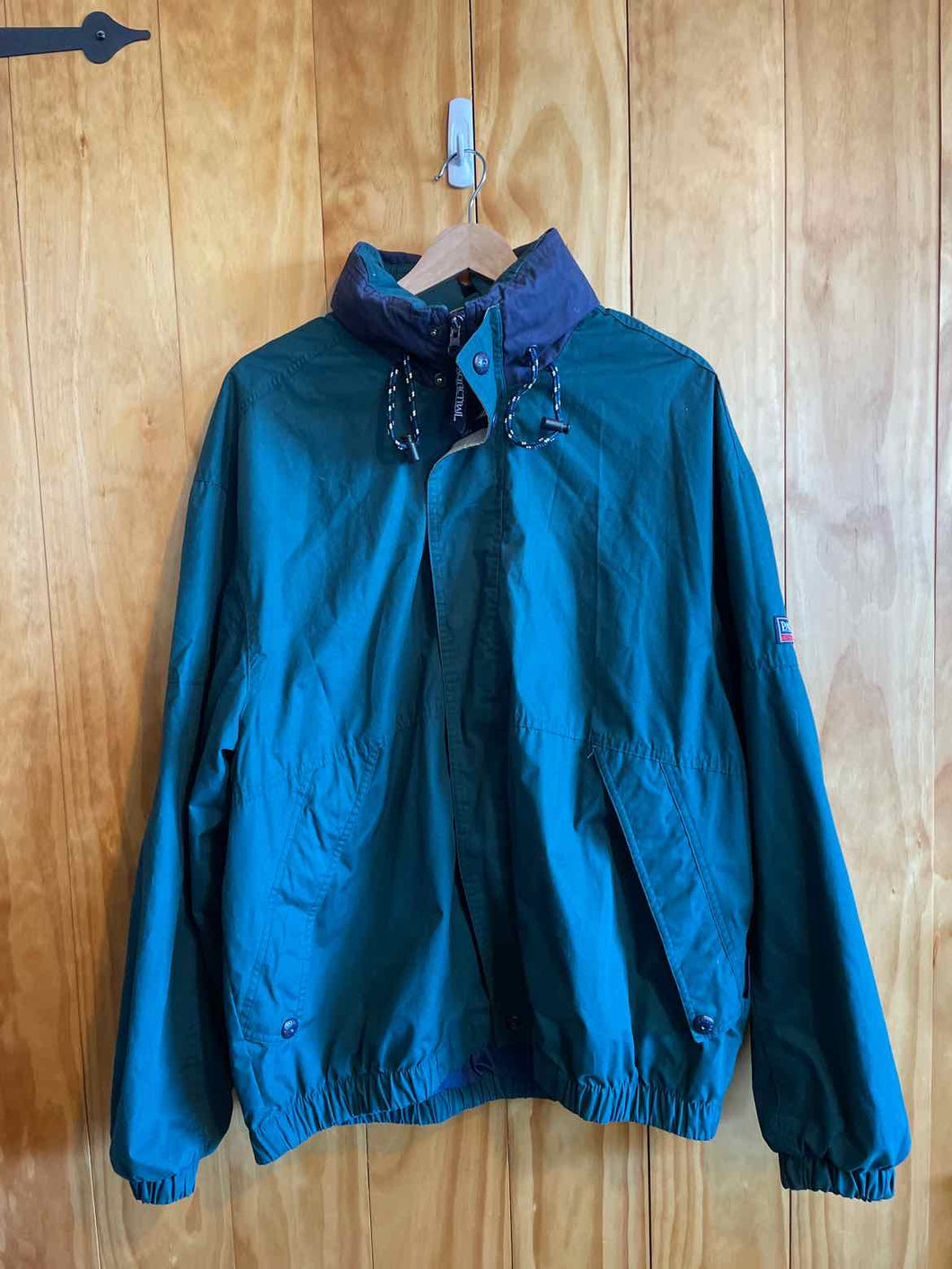 Size XL Pacific Trail Men's Light Jacket