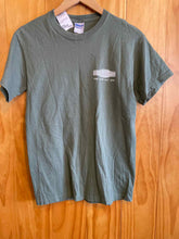 Load image into Gallery viewer, Size Small Men's Short Sleeve Shirt
