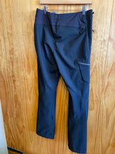 Load image into Gallery viewer, Size 6 Patagonia Black Women's Hiking Pants
