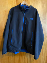 Load image into Gallery viewer, Size XL The North Face Men's Light Jacket
