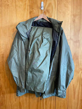 Load image into Gallery viewer, Size Large Helly Hansen Men's Rain Suit
