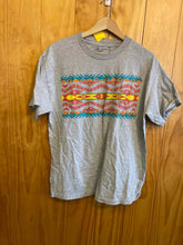Load image into Gallery viewer, Size Medium Pendleton Men's Short Sleeve Shirt
