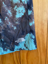 Load image into Gallery viewer, Size S The North Face Men's Shorts
