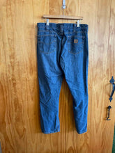 Load image into Gallery viewer, Size 36x30 Carhartt Men&#39;s Jeans
