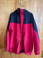 Load image into Gallery viewer, Size Large Cabelas Men&#39;s Rain Jacket
