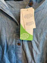 Load image into Gallery viewer, Size 1X Lands End Denim Women&#39;s Long Sleeve Shirt
