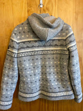 Load image into Gallery viewer, Size XL Sherpa Grey Women&#39;s Sweater &amp; Sweatshirt
