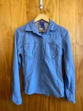 Load image into Gallery viewer, Size S The North Face Light Blue Women&#39;s Long Sleeve Shirt

