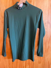 Load image into Gallery viewer, Size Medium Under Armour Men's Long Sleeve Shirt
