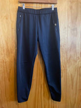 Load image into Gallery viewer, Size Small Uni Qlo Black Women's Pants
