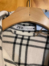 Load image into Gallery viewer, Size XL ZARA Men&#39;s Long Sleeve Shirt
