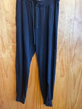 Load image into Gallery viewer, Size 1 Sundry Black Women's Sweatpants
