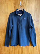 Load image into Gallery viewer, Size Large Patagonia Men&#39;s Sweater &amp; Sweatshirt
