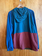 Load image into Gallery viewer, Women Size L LL Bean Multi-Color Women's Light Jacket
