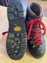 Load image into Gallery viewer, 9 Kastinger Men's Boots
