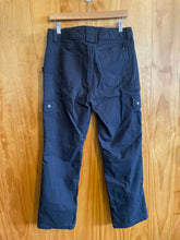 Load image into Gallery viewer, Size 10 Duluth Trading Co. Black Women&#39;s Hiking Pants
