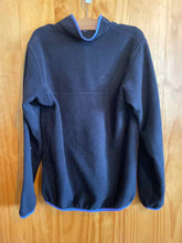 Load image into Gallery viewer, Size Large Patagonia Black Women's Fleece Sweatshirt
