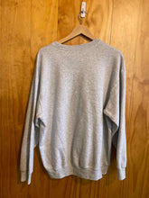 Load image into Gallery viewer, Size XL Fruit of the Loom Men&#39;s Sweater &amp; Sweatshirt
