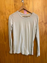 Load image into Gallery viewer, Size Small Simms Grey Women's Long Sleeve Shirt

