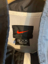 Load image into Gallery viewer, Size XL Nike Men's Light Jacket
