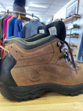 Load image into Gallery viewer, 9.5 Timberland Men's Hiking Boots
