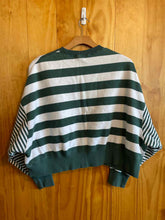 Load image into Gallery viewer, Size X-Large Nike Green Women's Long Sleeve Shirt
