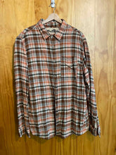 Load image into Gallery viewer, Size XL Gramicci Men&#39;s Long Sleeve Shirt
