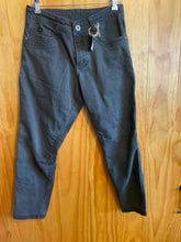 Load image into Gallery viewer, Size 30x30 Kuhl Men's Pants

