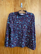 Load image into Gallery viewer, Size Large Lands End Maroon Women&#39;s Long Sleeve Shirt
