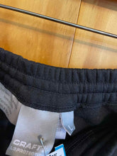 Load image into Gallery viewer, Size Large Craft Black Women&#39;s Pants
