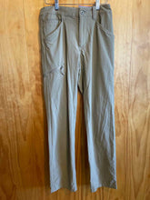 Load image into Gallery viewer, Size 28 Patagonia Men&#39;s Hiking Pants
