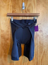 Load image into Gallery viewer, Patagonia Women's Small Cycling Clothing
