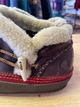 Load image into Gallery viewer, Shoe Size 8.5 Merrell Brown Boots
