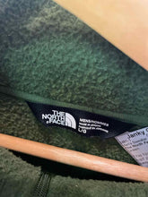 Load image into Gallery viewer, Size L The North Face Men's Sweater &amp; Sweatshirt
