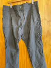 Load image into Gallery viewer, Size 40x30 Kuhl Men's Hiking Pants
