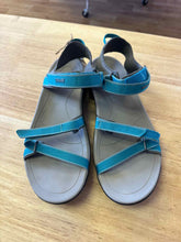 Load image into Gallery viewer, Shoe Size 9 Teva Blue Sandals

