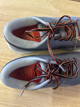 Load image into Gallery viewer, Women&#39;s Shoe Size 8 Asics Grey Running Shoes
