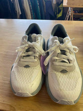 Load image into Gallery viewer, Women's Shoe Size 8.5 Sorel White Casual Shoes
