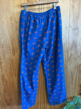 Load image into Gallery viewer, Size Medium Eddie Bauer Men&#39;s Pants
