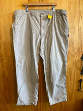 Load image into Gallery viewer, Size 46x32 Carhartt Men's Pants

