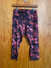 Load image into Gallery viewer, Size 10 Lululemon Pink Women's Leggings
